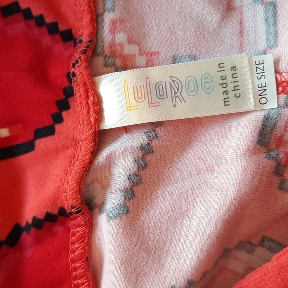 Lularoe one size Valentines Day heart leggings - Picture 5 of 8